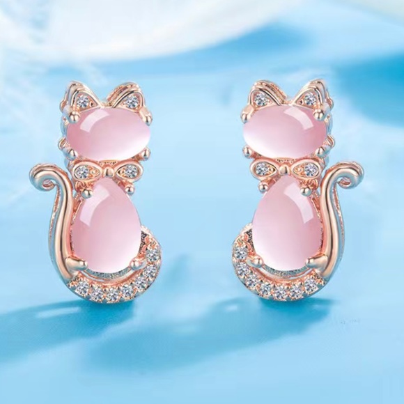 Jewelry - Pink Crystal Cute Cat Stud Earrings
